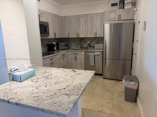 5161 Collins Ave #703, Miami Beach FL 33140