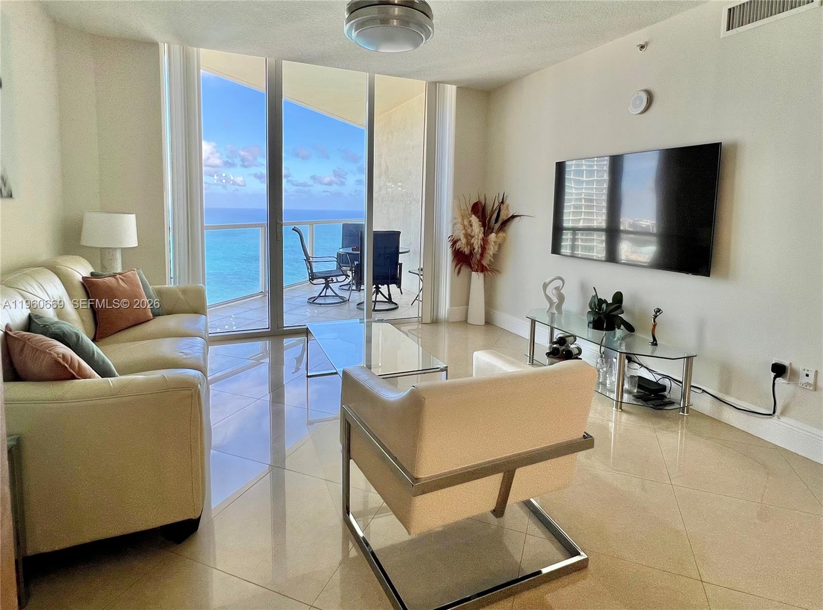 16699 Collins Ave #4204, Sunny Isles Beach FL 33160