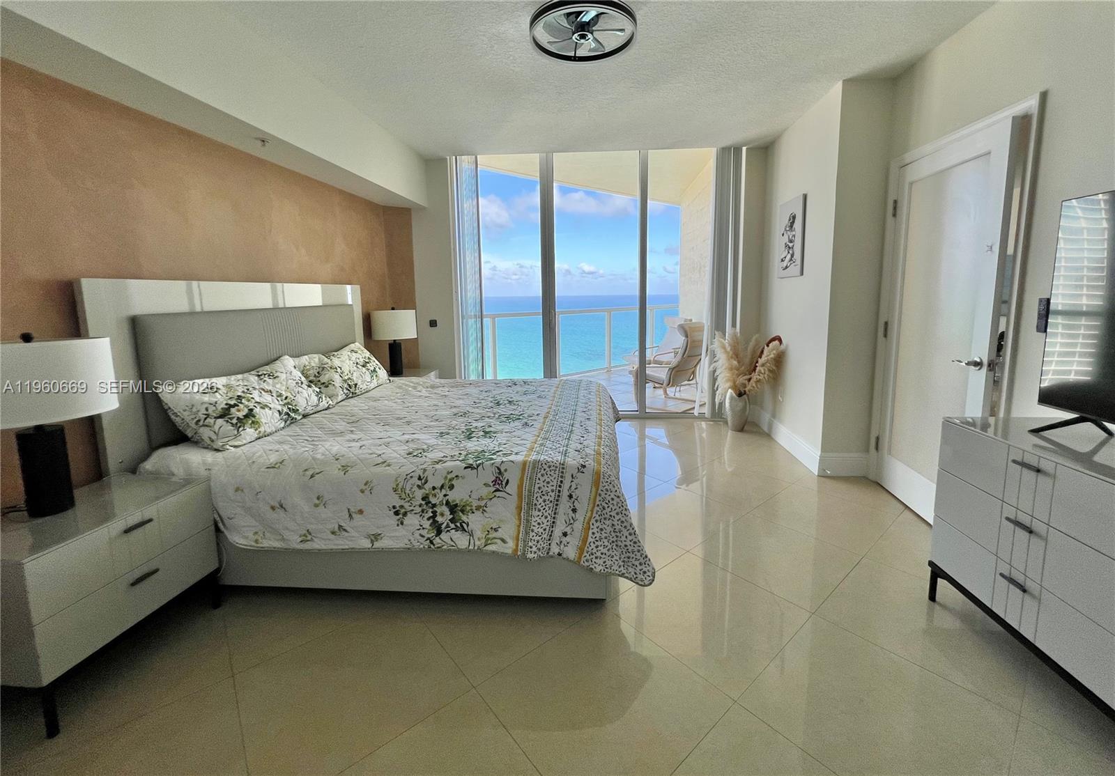 16699 Collins Ave #4204, Sunny Isles Beach FL 33160