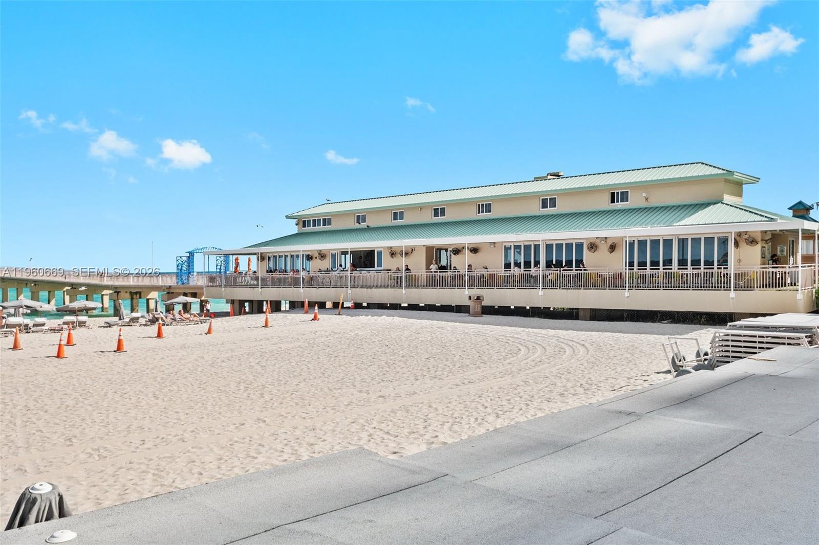 16699 Collins Ave #4204, Sunny Isles Beach FL 33160