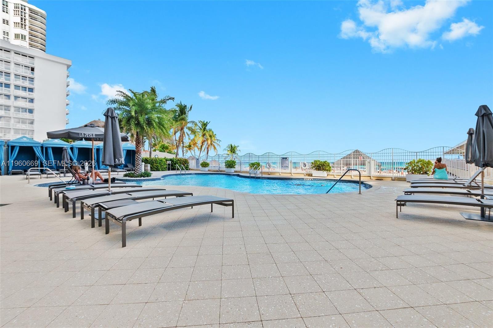 16699 Collins Ave #4204, Sunny Isles Beach FL 33160