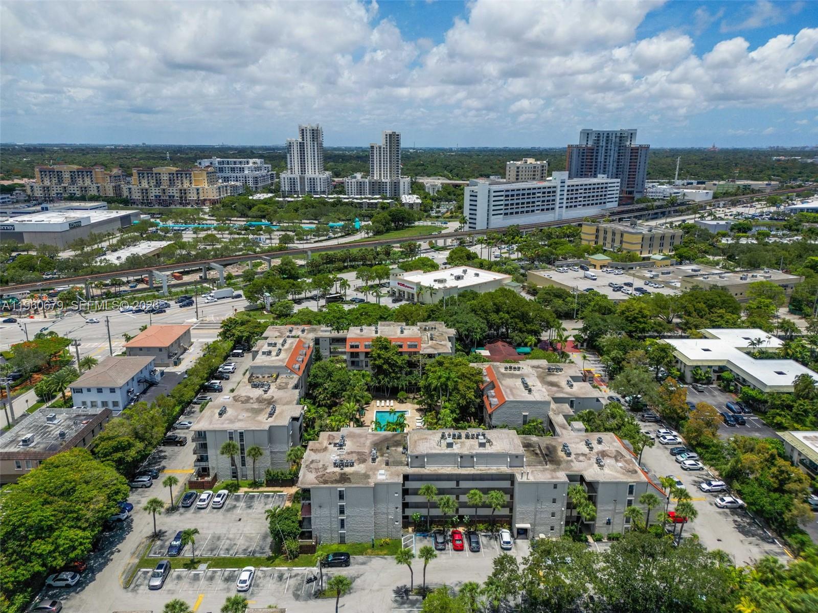 6900 N Kendall Dr #A303, Pinecrest FL 33156