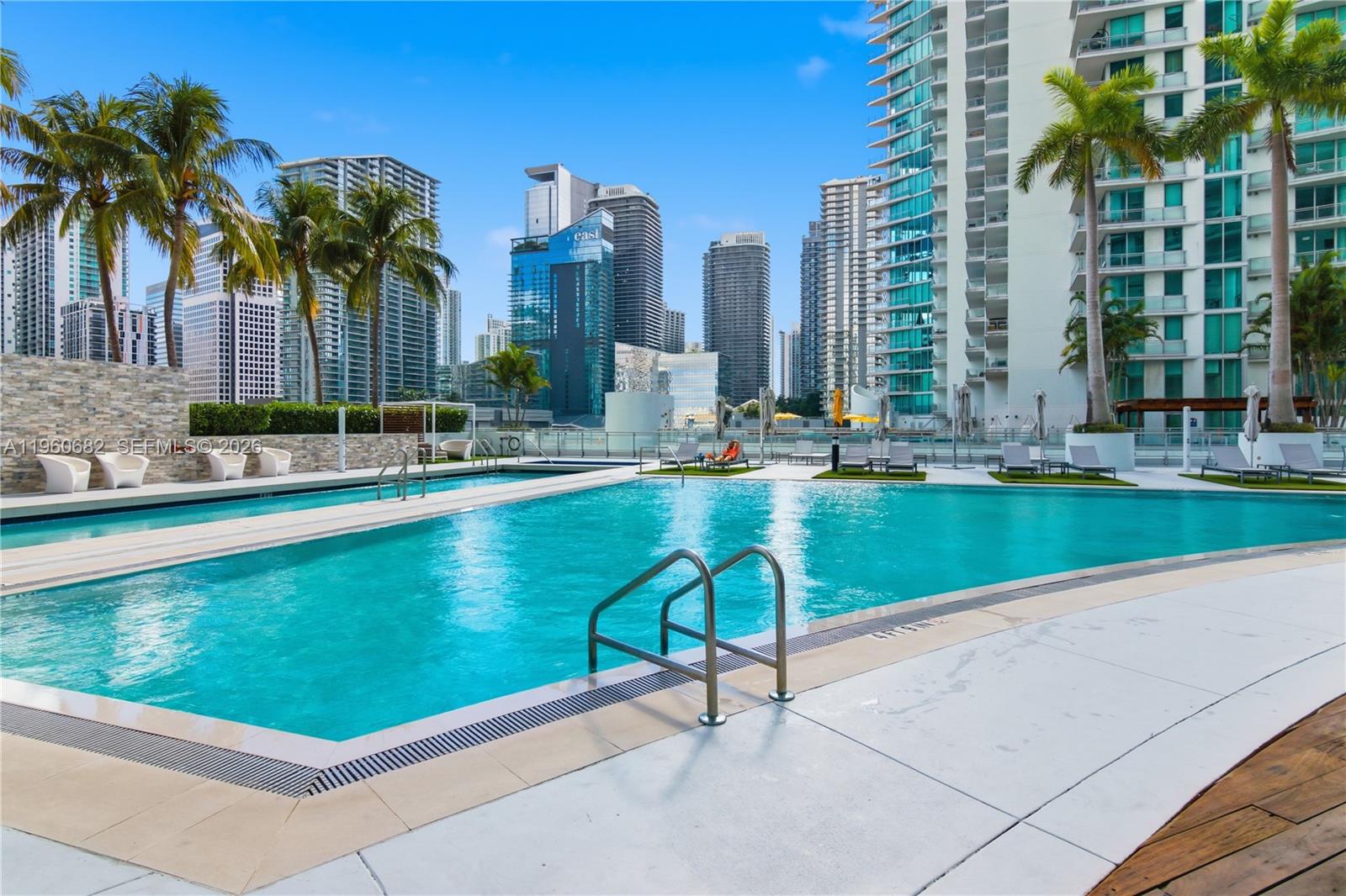 90 SW 3rd St #2408, Miami FL 33130