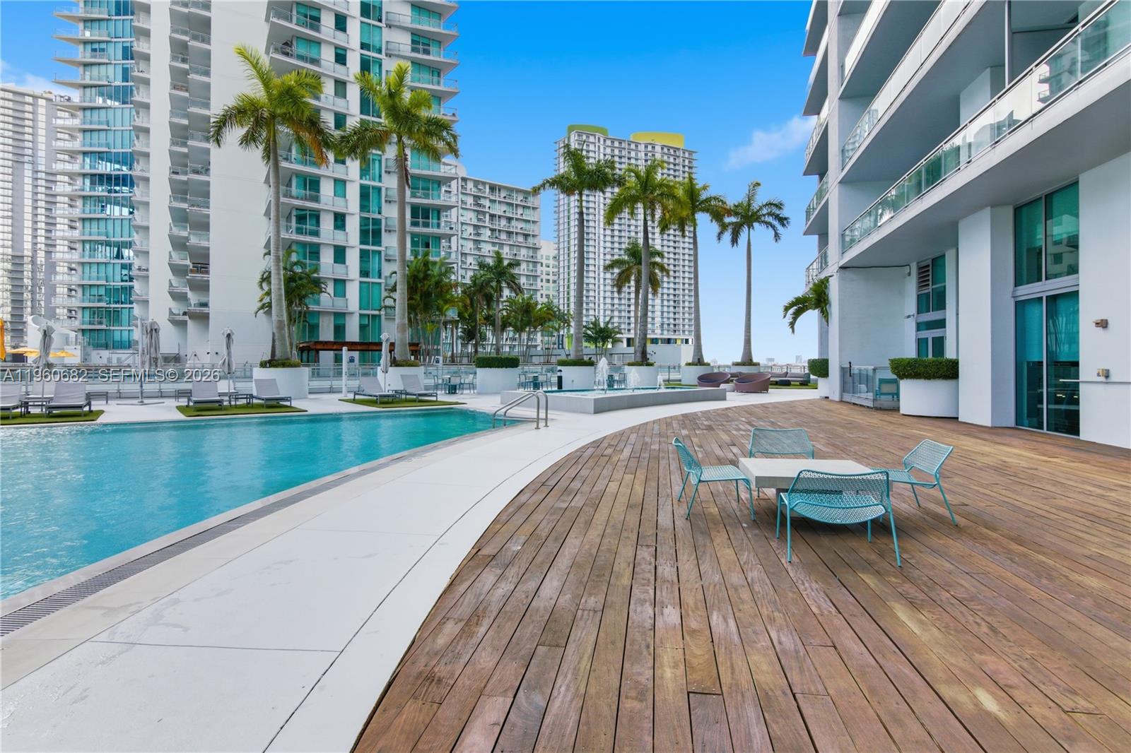 90 SW 3rd St #2408, Miami FL 33130