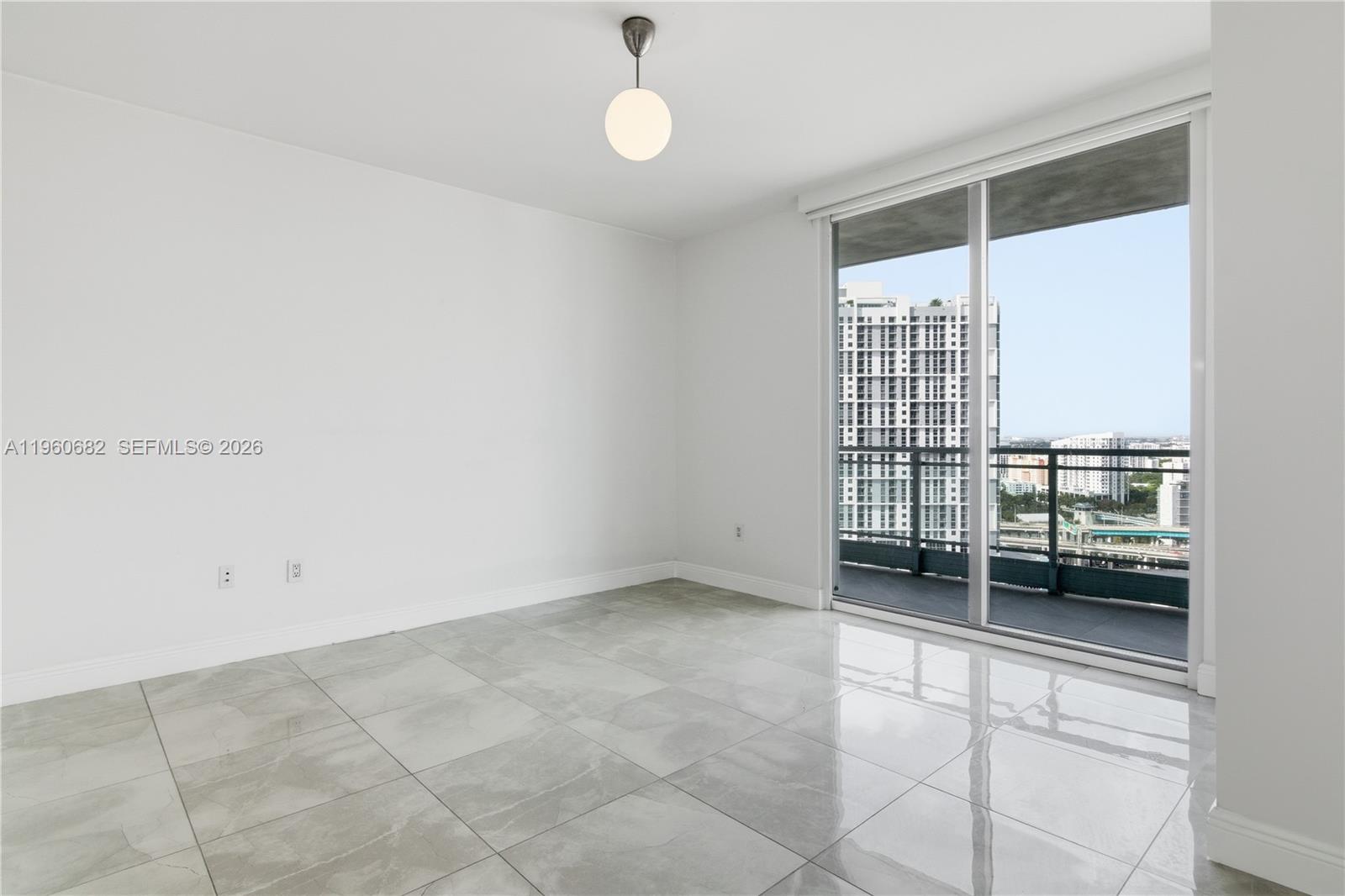 90 SW 3rd St #2408, Miami FL 33130