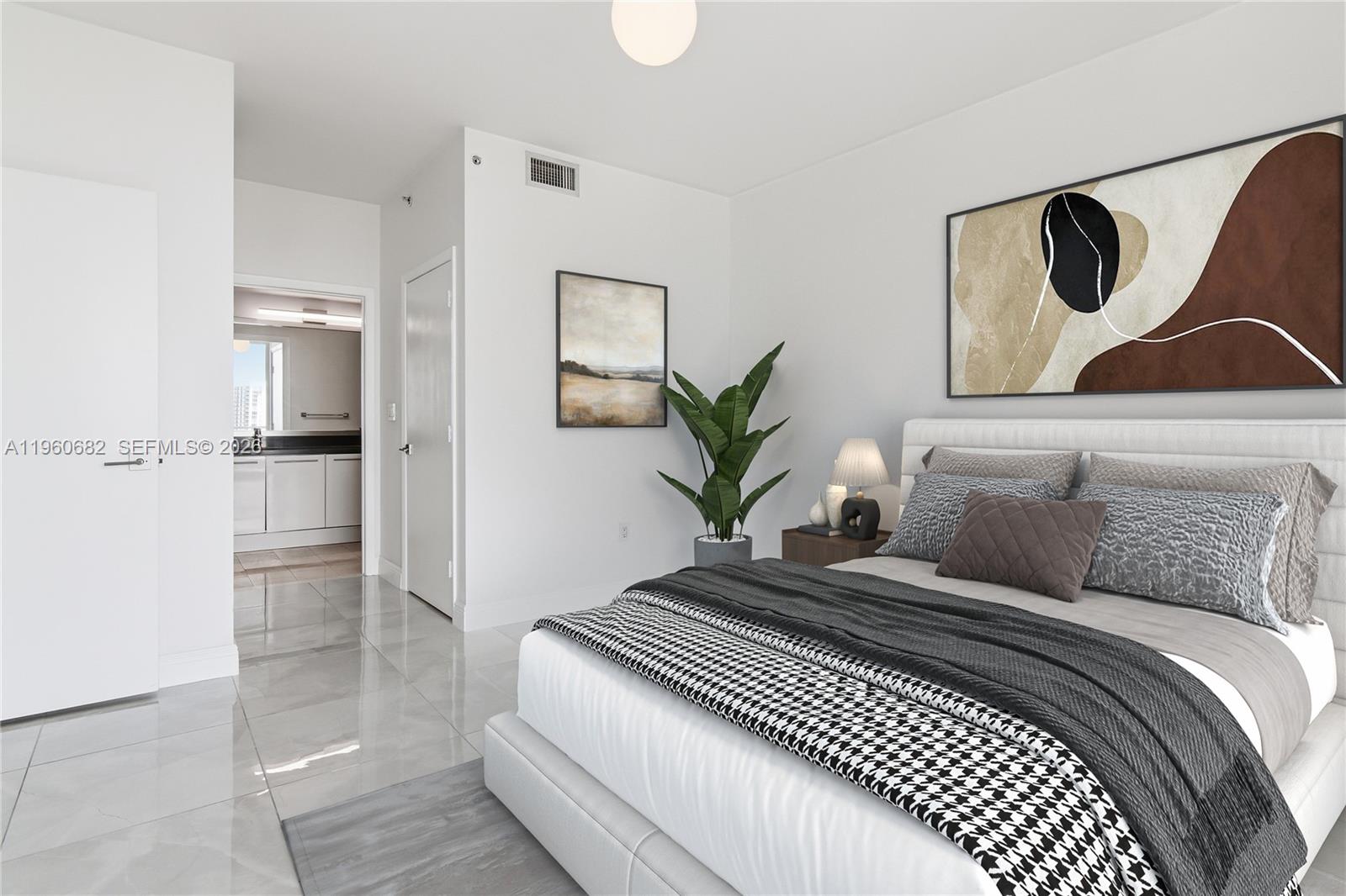 90 SW 3rd St #2408, Miami FL 33130