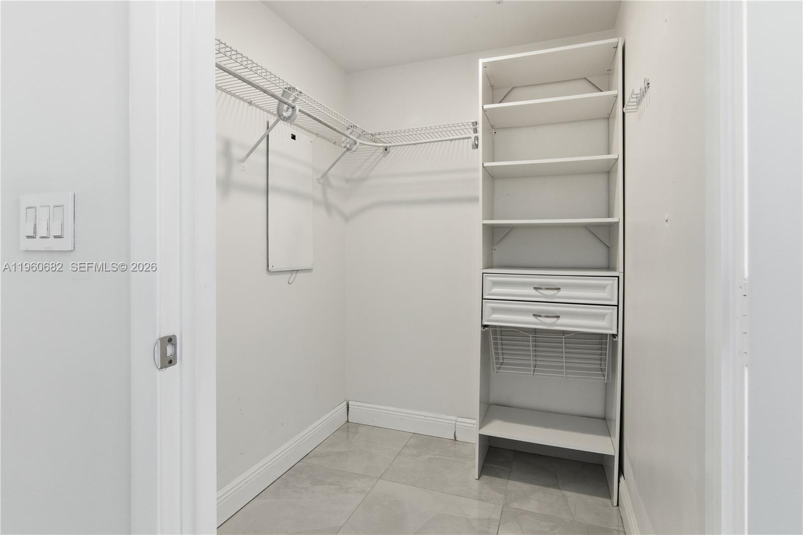 90 SW 3rd St #2408, Miami FL 33130