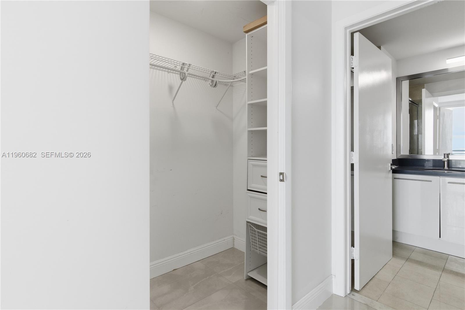 90 SW 3rd St #2408, Miami FL 33130