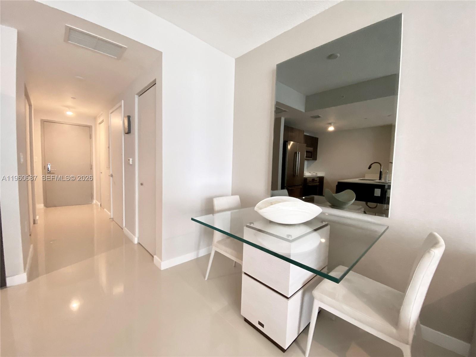 488 NE 18th St #3704, Miami FL 33132