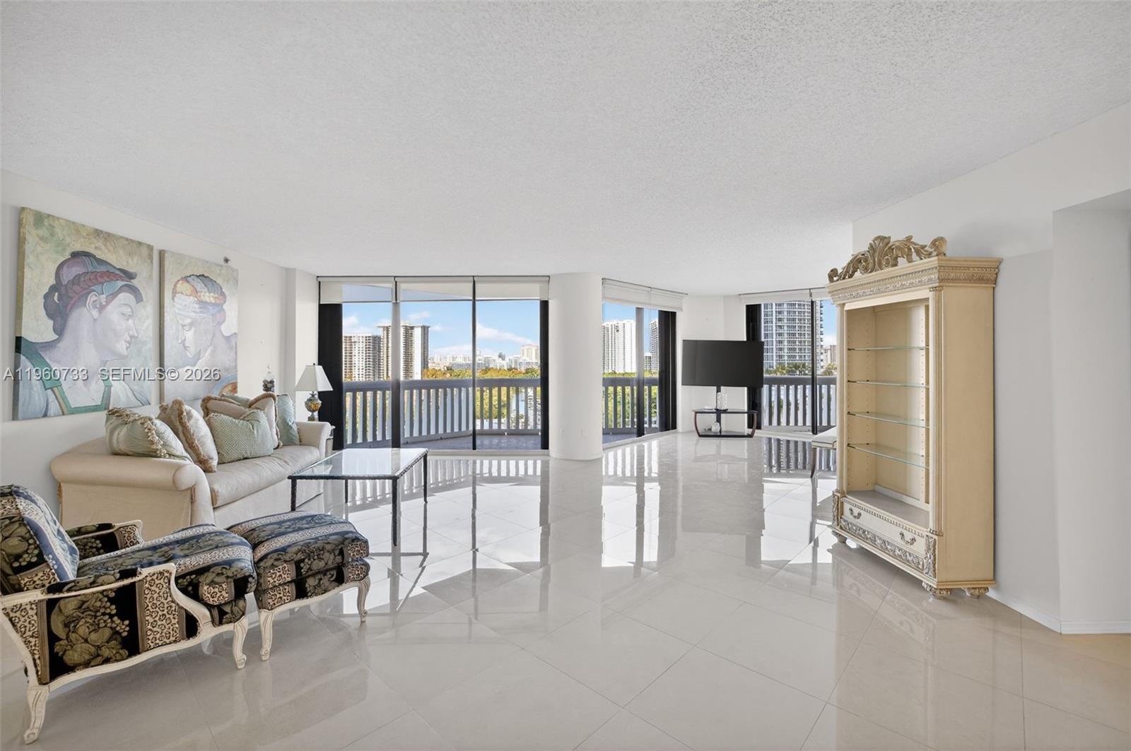2000 ISLAND Blvd #1109, Aventura FL 33160