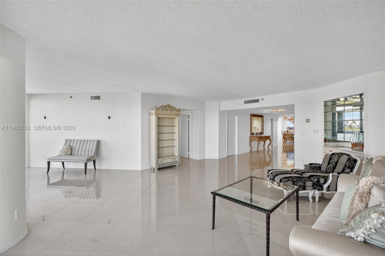 2000 ISLAND Blvd #1109, Aventura FL 33160