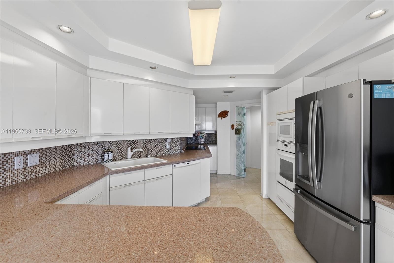 2000 ISLAND Blvd #1109, Aventura FL 33160