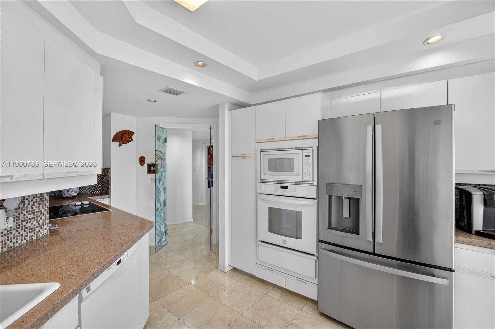 2000 ISLAND Blvd #1109, Aventura FL 33160