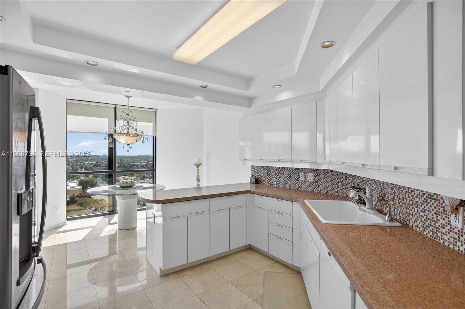 2000 ISLAND Blvd #1109, Aventura FL 33160