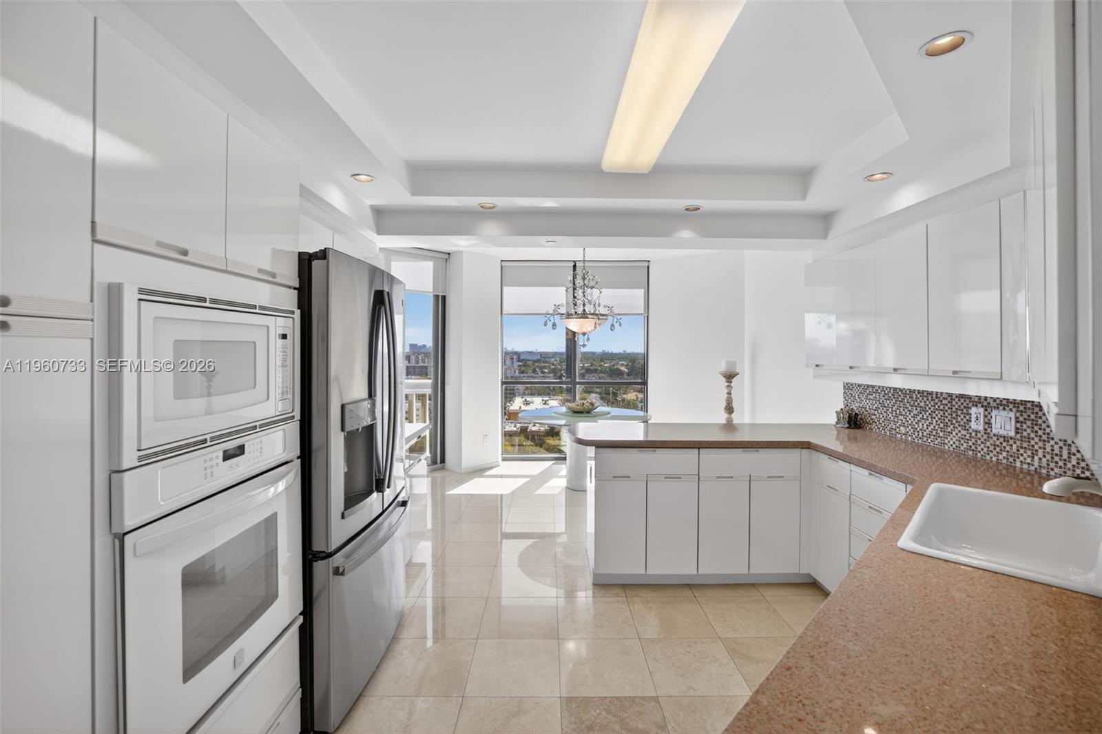 2000 ISLAND Blvd #1109, Aventura FL 33160