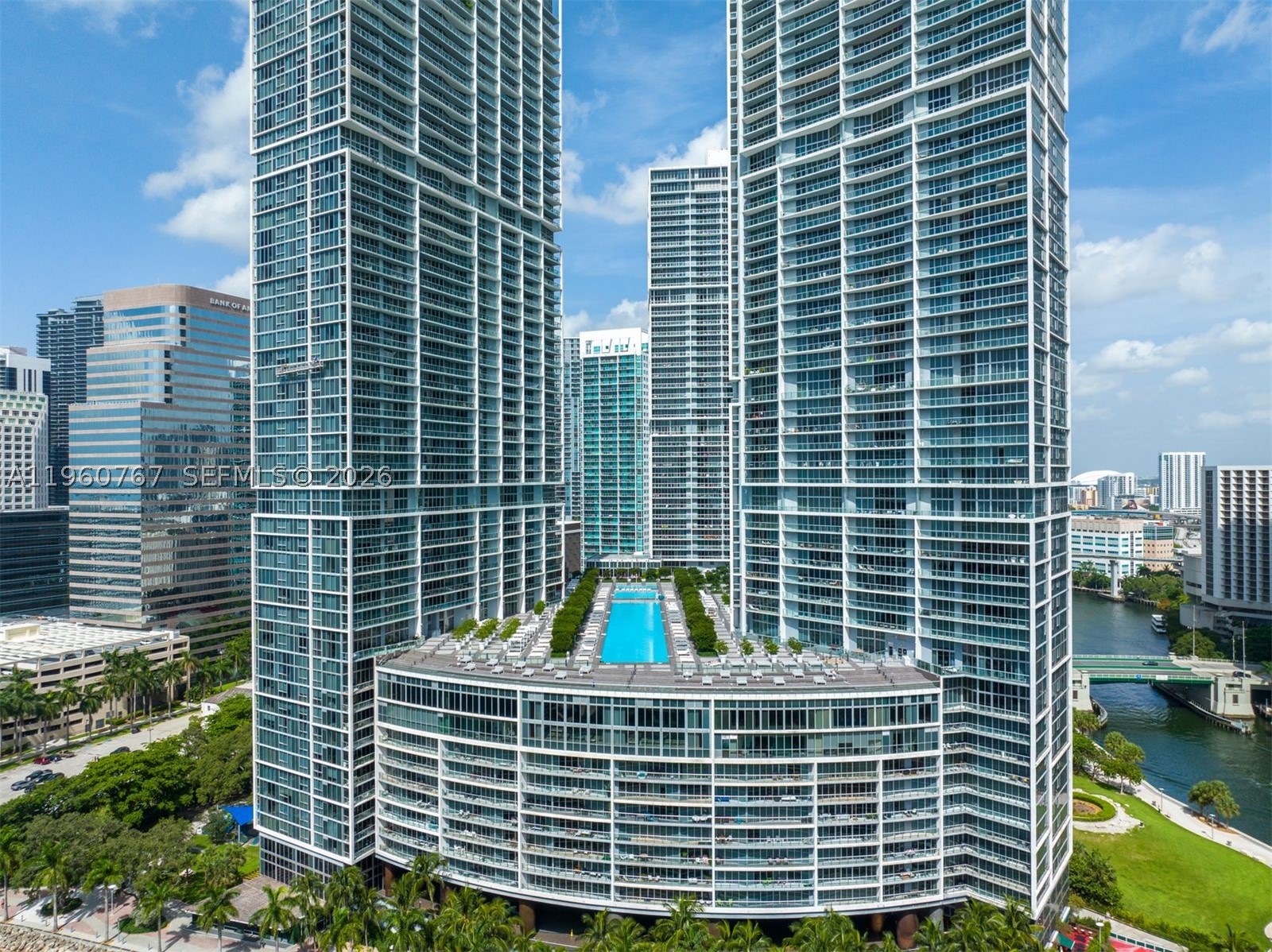 475 Brickell Ave #3513, Miami FL 33131