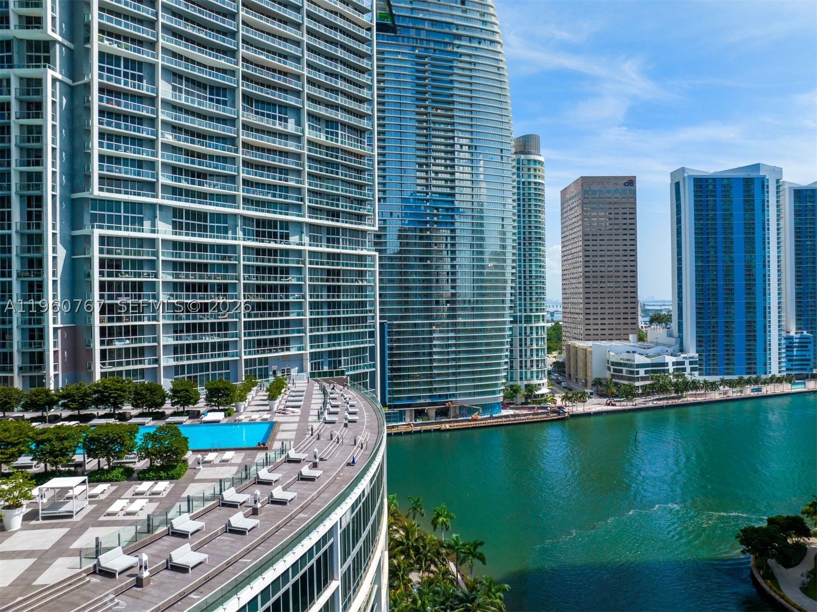 475 Brickell Ave #3513, Miami FL 33131