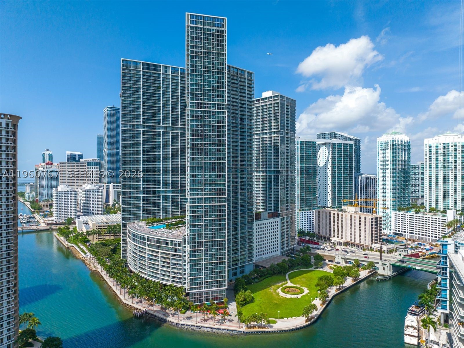 475 Brickell Ave #3513, Miami FL 33131