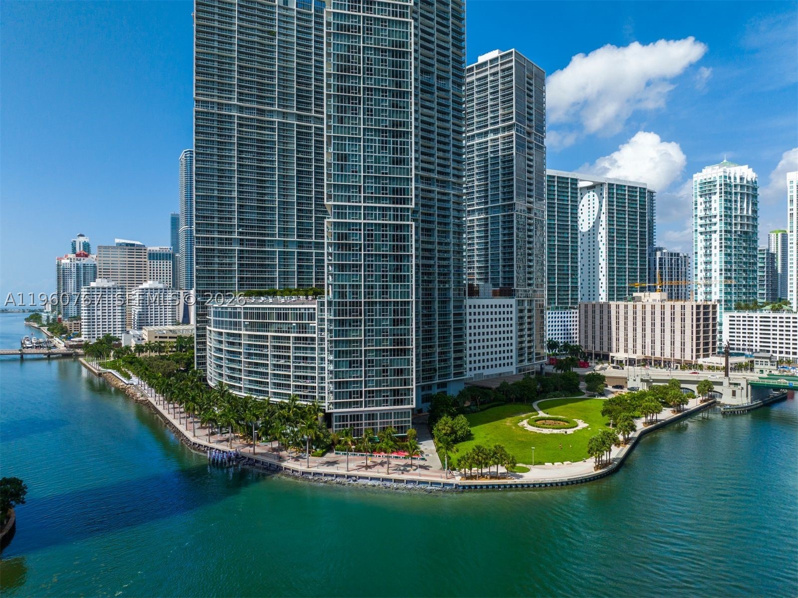475 Brickell Ave #3513, Miami FL 33131