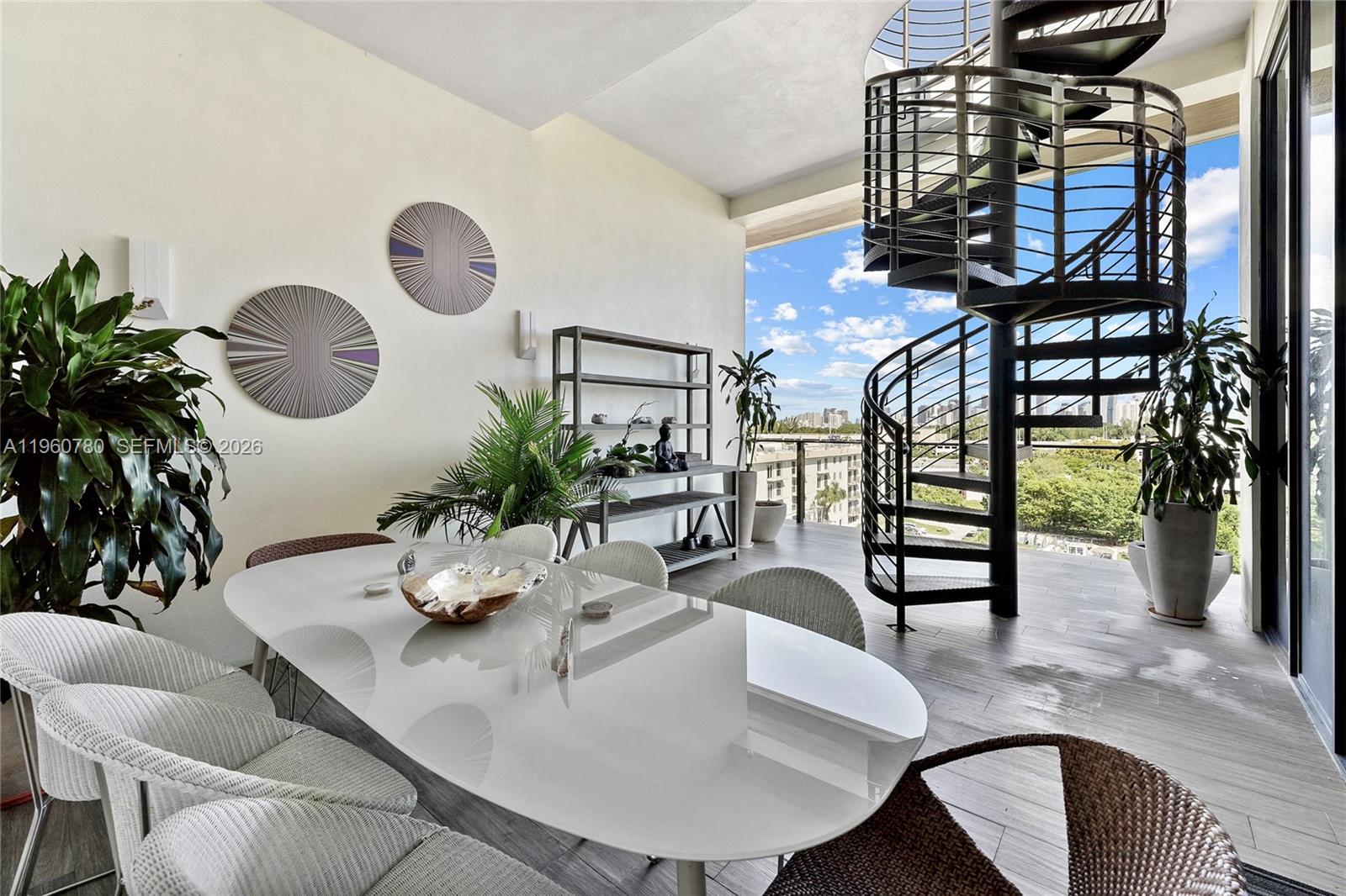 3581 E Glencoe St #605, Coconut Grove FL 33133
