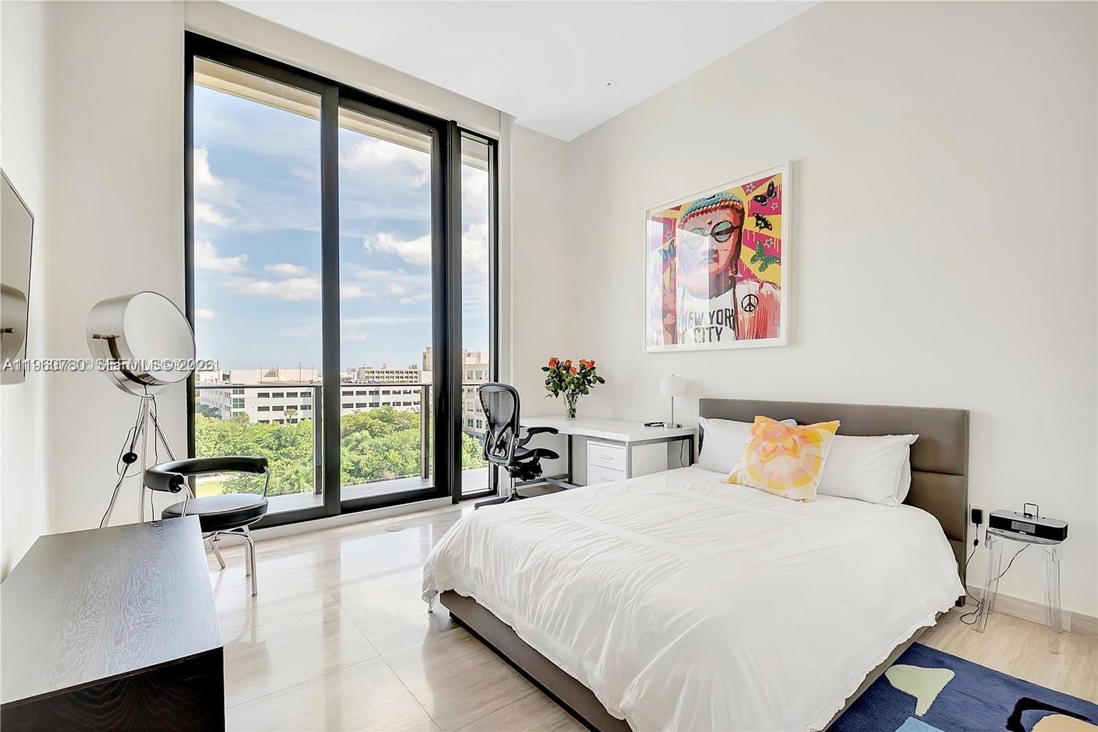 3581 E Glencoe St #605, Coconut Grove FL 33133