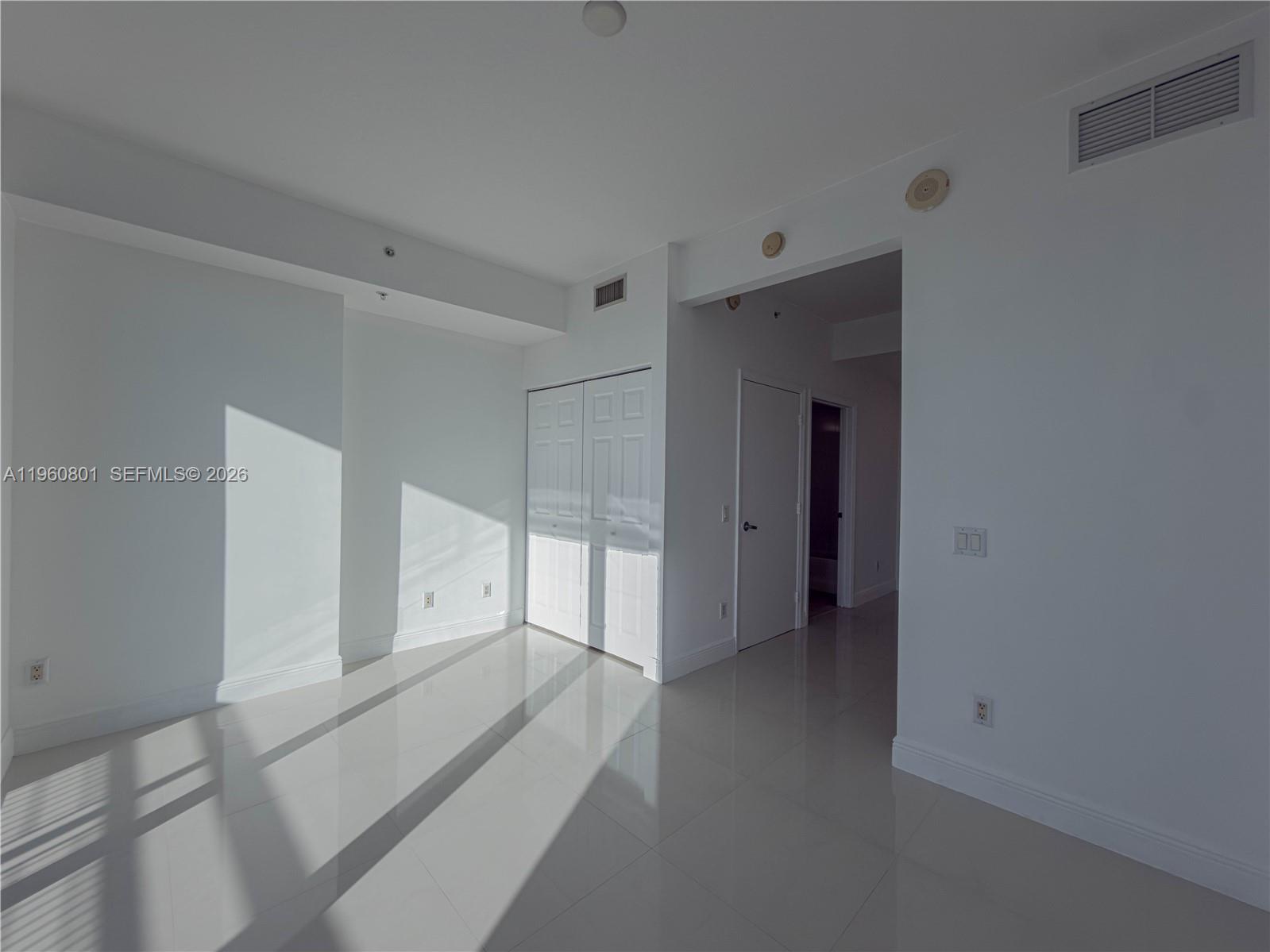 60 SW 13rd St #1605, Miami FL 33130