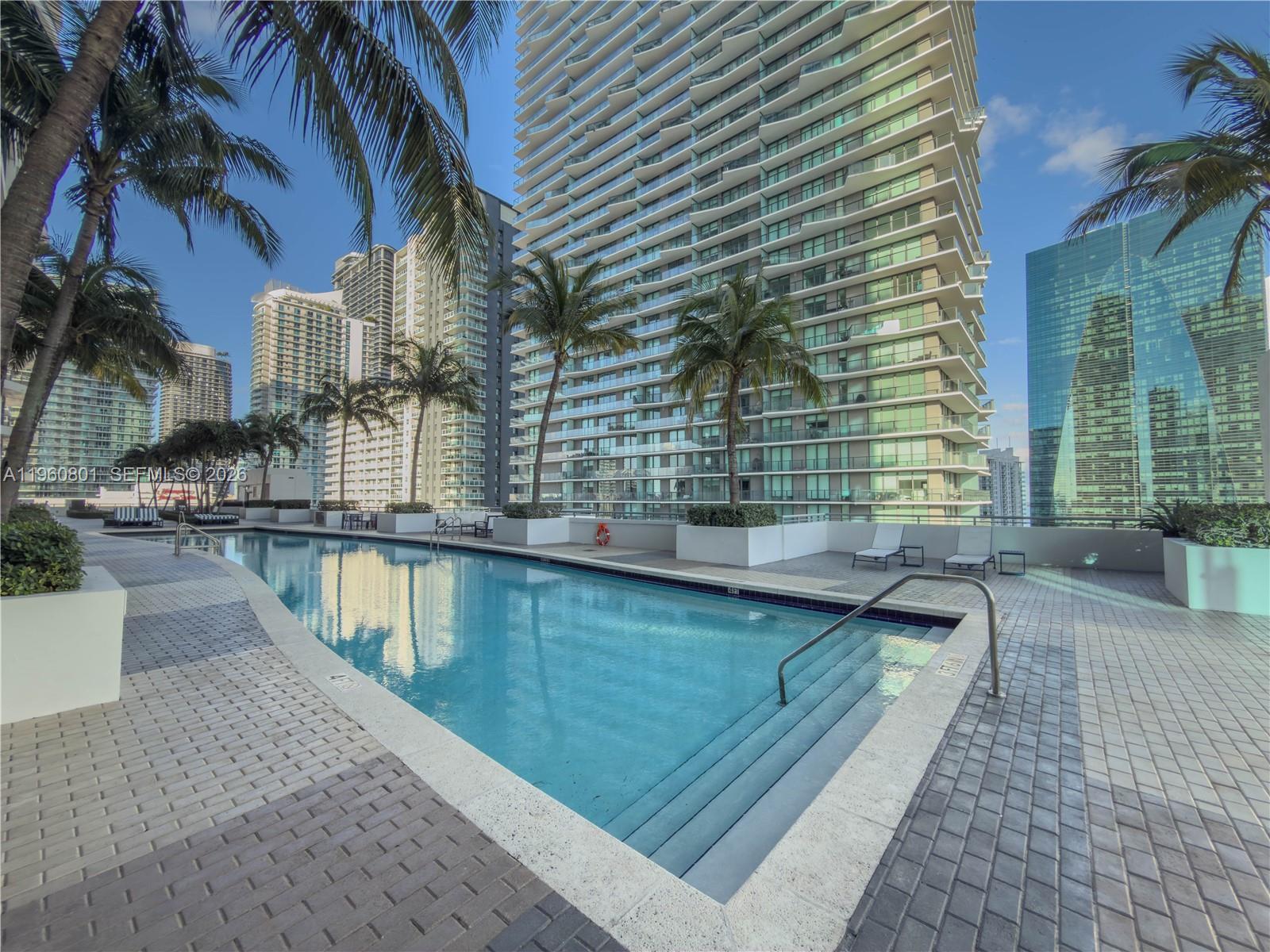 60 SW 13rd St #1605, Miami FL 33130