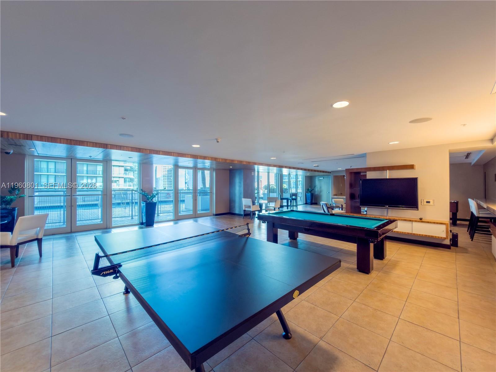 60 SW 13rd St #1605, Miami FL 33130
