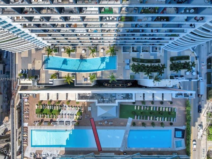 60 SW 13rd St #1605, Miami FL 33130