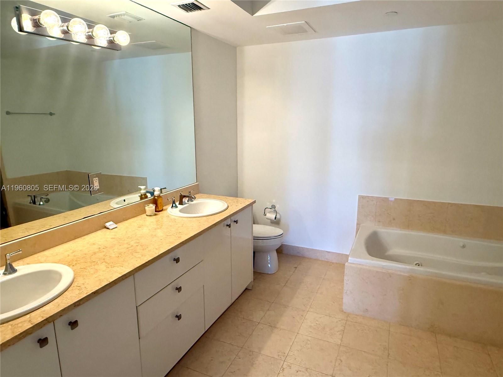 19900 E Country Club Dr #TS03, Aventura FL 33180