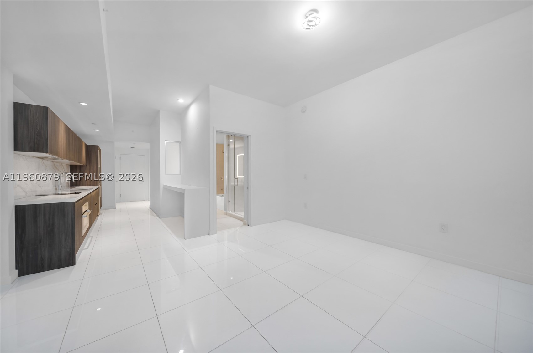851 NE 1st Ave #204, Miami FL 33132