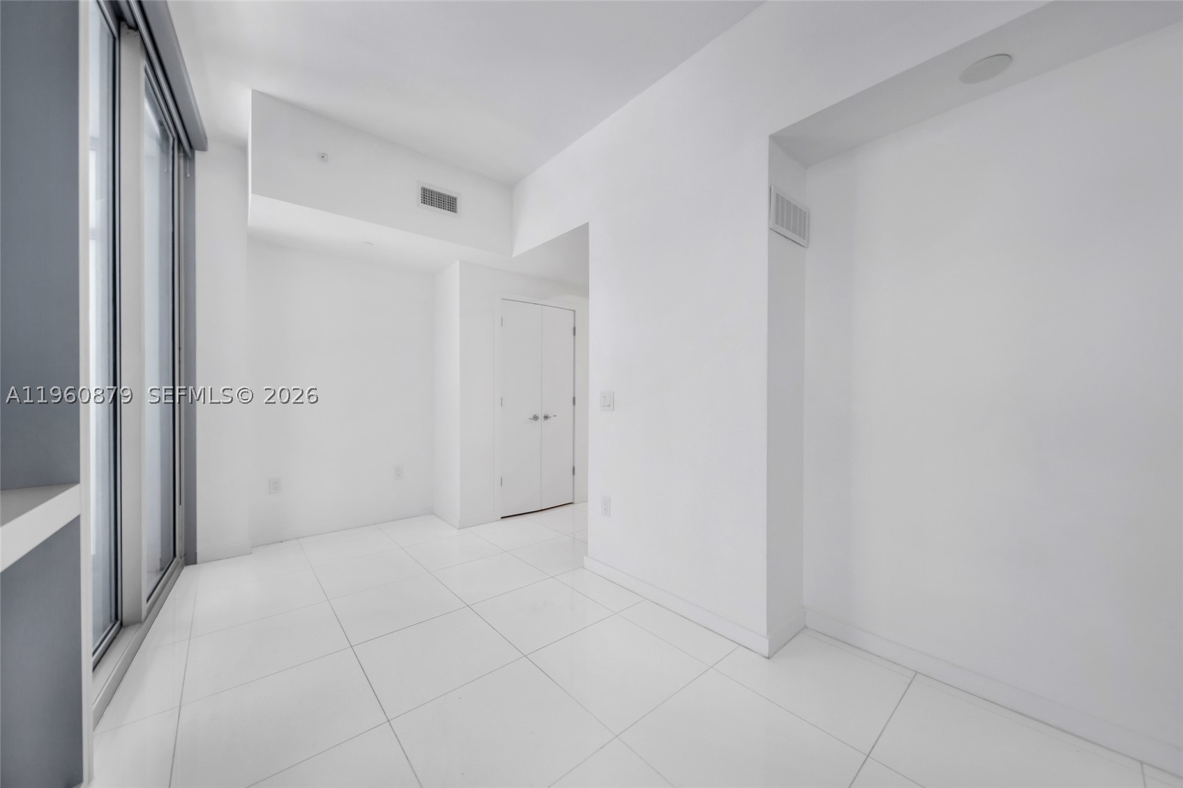 851 NE 1st Ave #204, Miami FL 33132