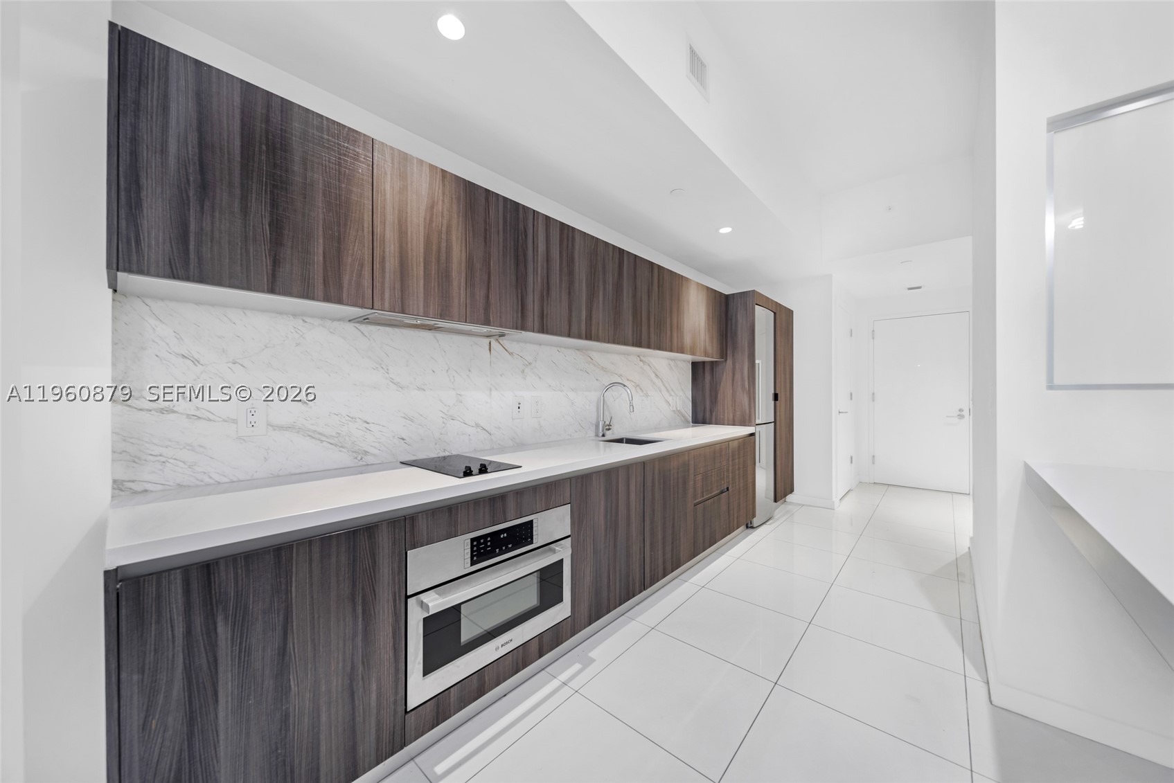 851 NE 1st Ave #204, Miami FL 33132