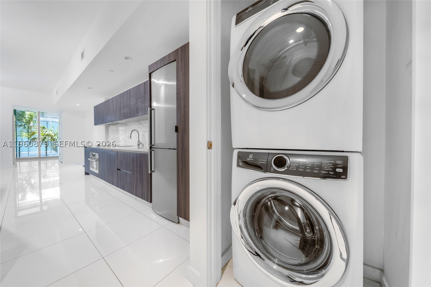 851 NE 1st Ave #204, Miami FL 33132