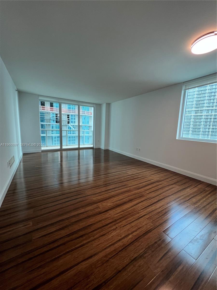 55 SE 6th St #2307, Miami FL 33131