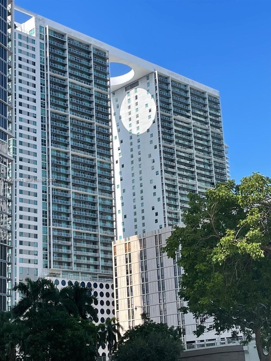 55 SE 6th St #2307, Miami FL 33131