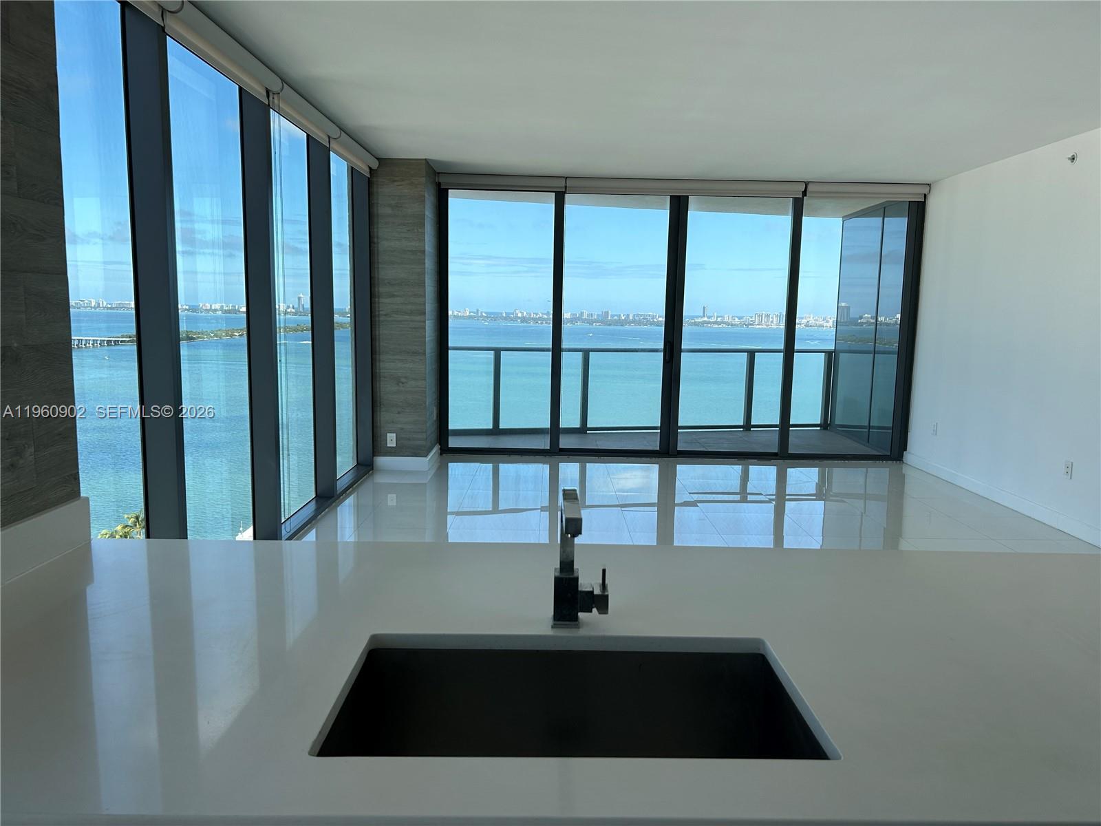 460 NE 28th St #2401, Miami FL 33137