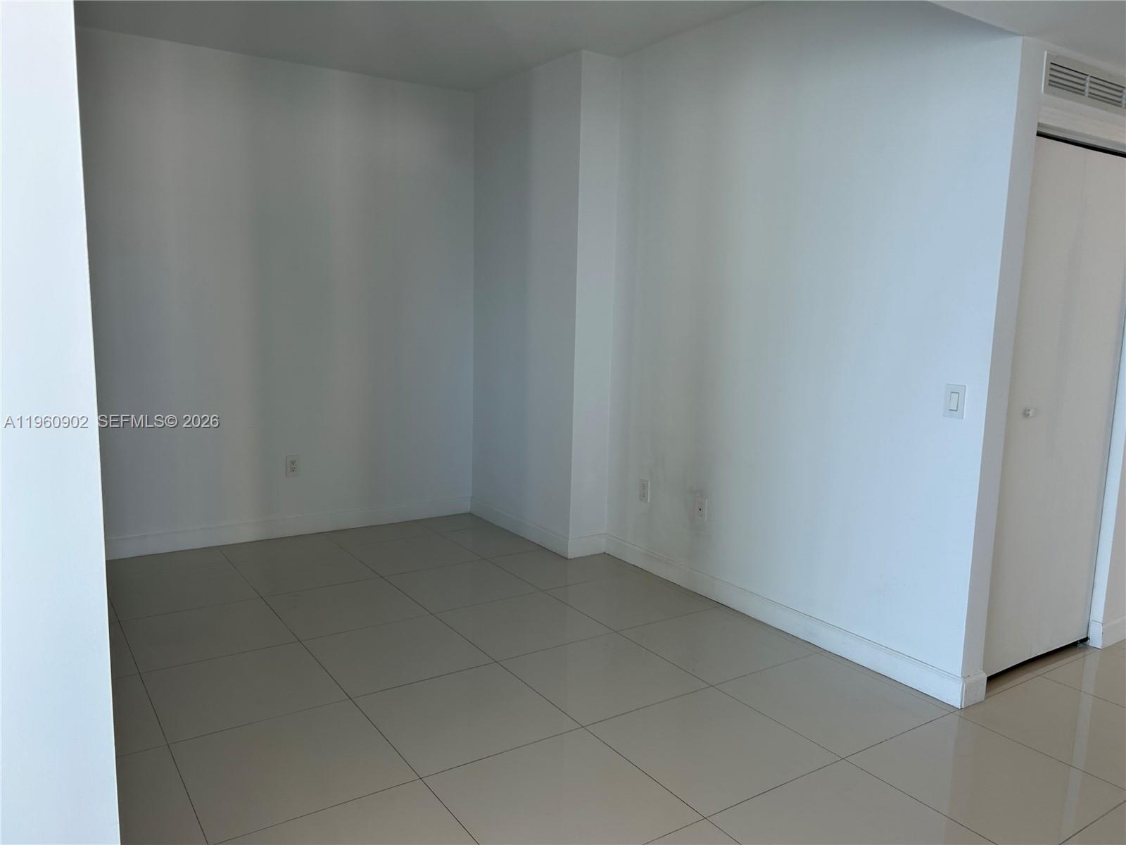 460 NE 28th St #2401, Miami FL 33137