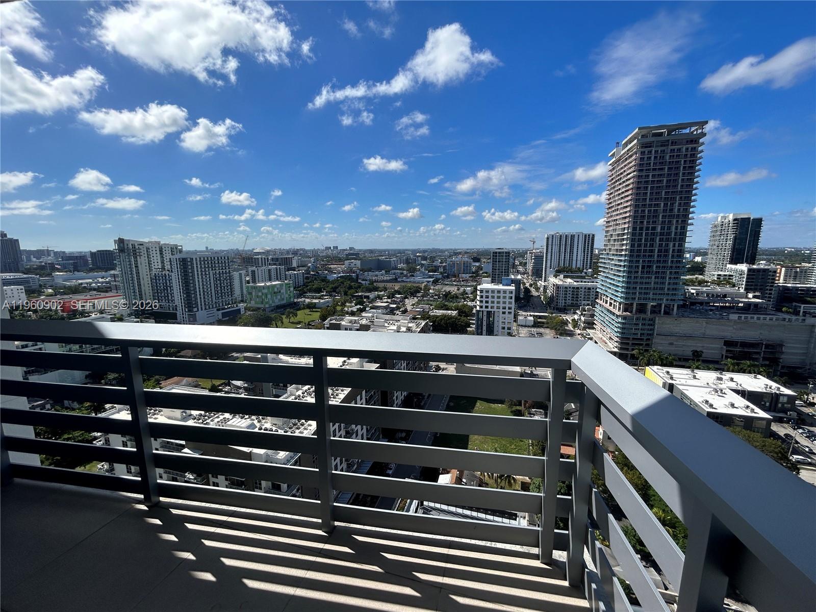 460 NE 28th St #2401, Miami FL 33137