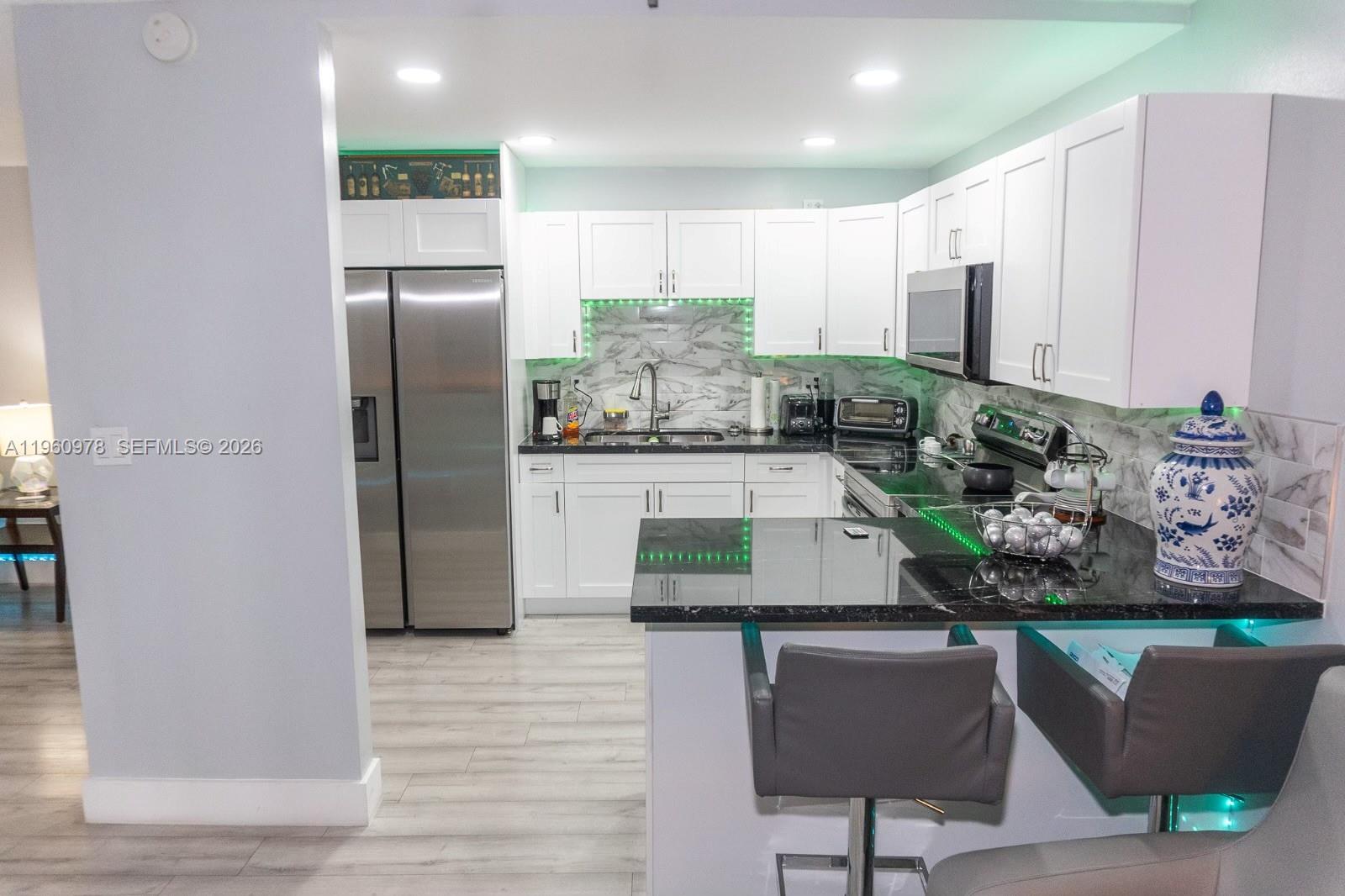 6190 W 19th Ave #201, Hialeah FL 33012