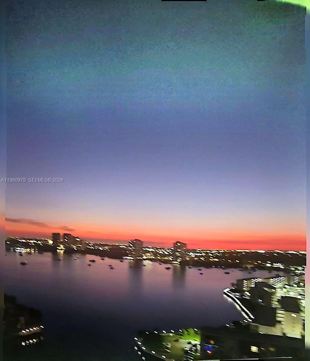 1000 W Island Blvd #2312, Aventura FL 33160