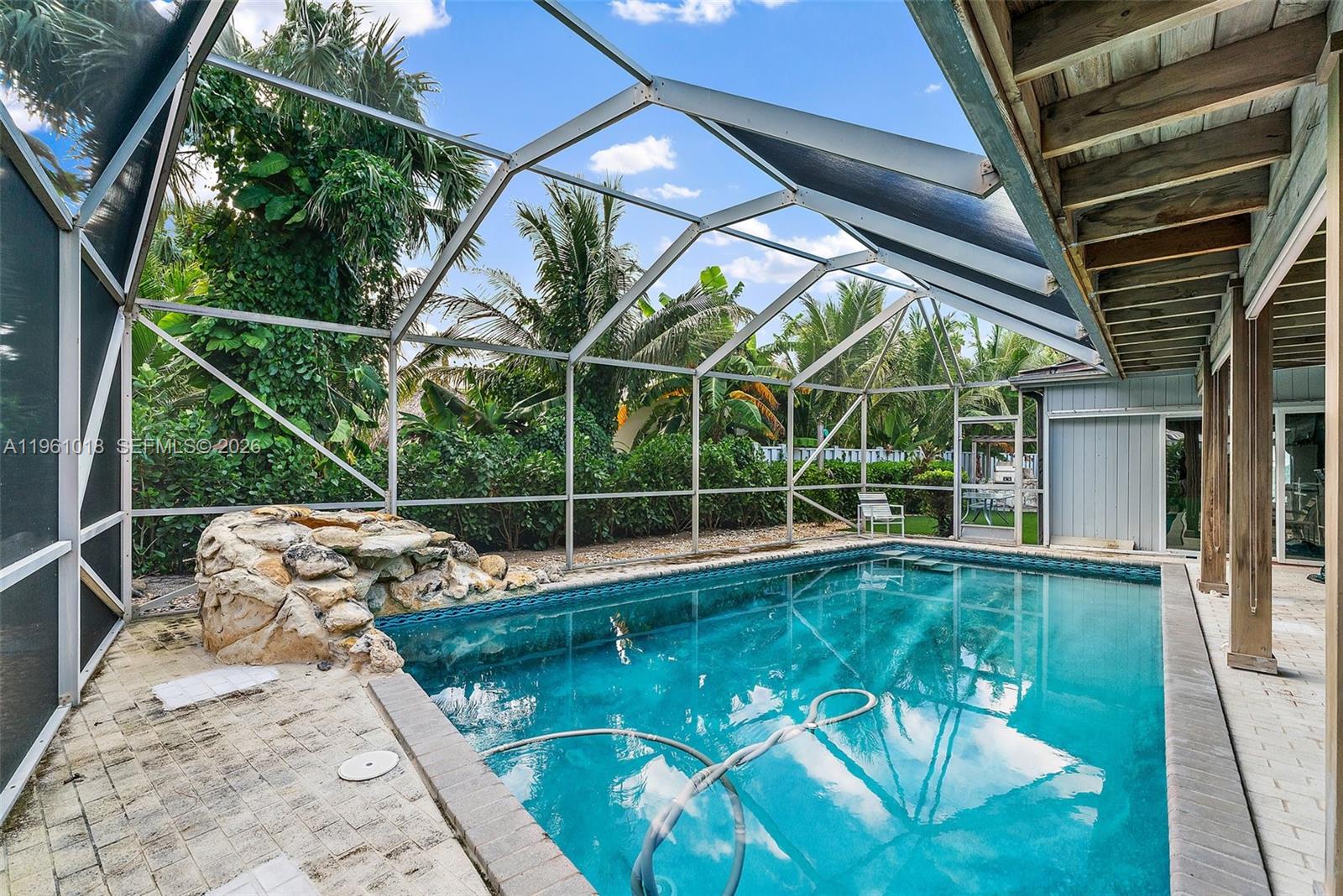 219 Colony Rd, Jupiter Inlet Colony FL 33469