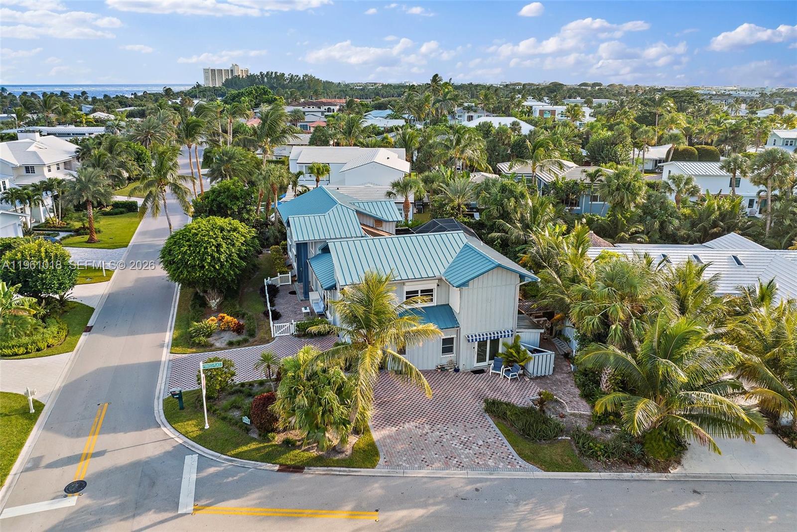 219 Colony Rd, Jupiter Inlet Colony FL 33469