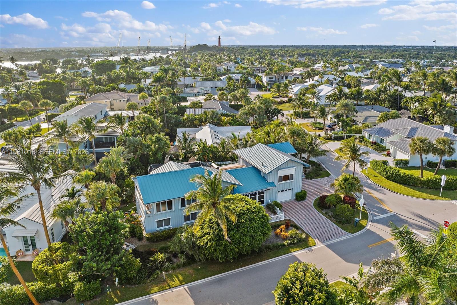 219 Colony Rd, Jupiter Inlet Colony FL 33469
