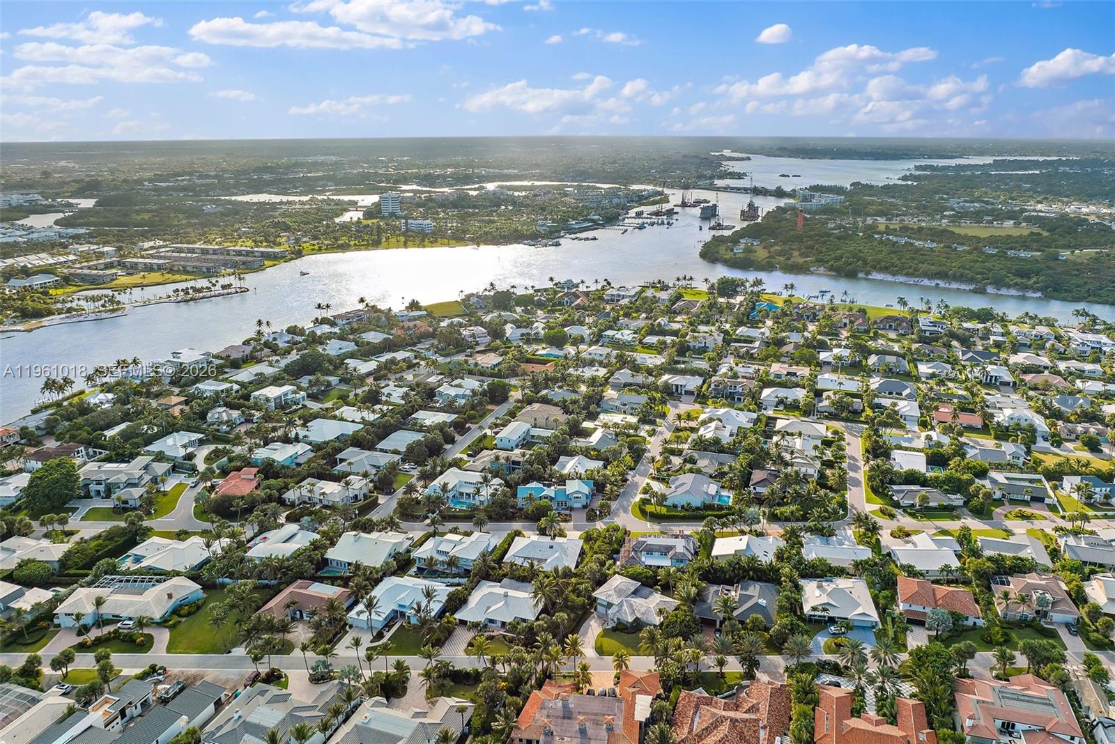 219 Colony Rd, Jupiter Inlet Colony FL 33469