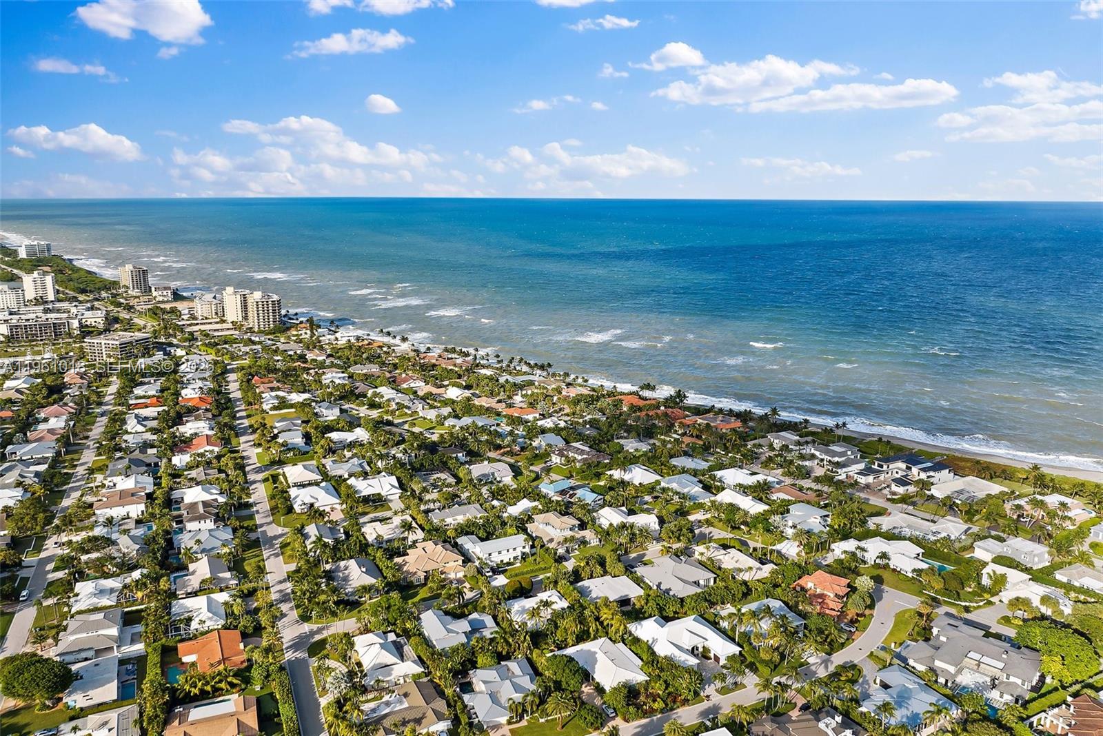 219 Colony Rd, Jupiter Inlet Colony FL 33469