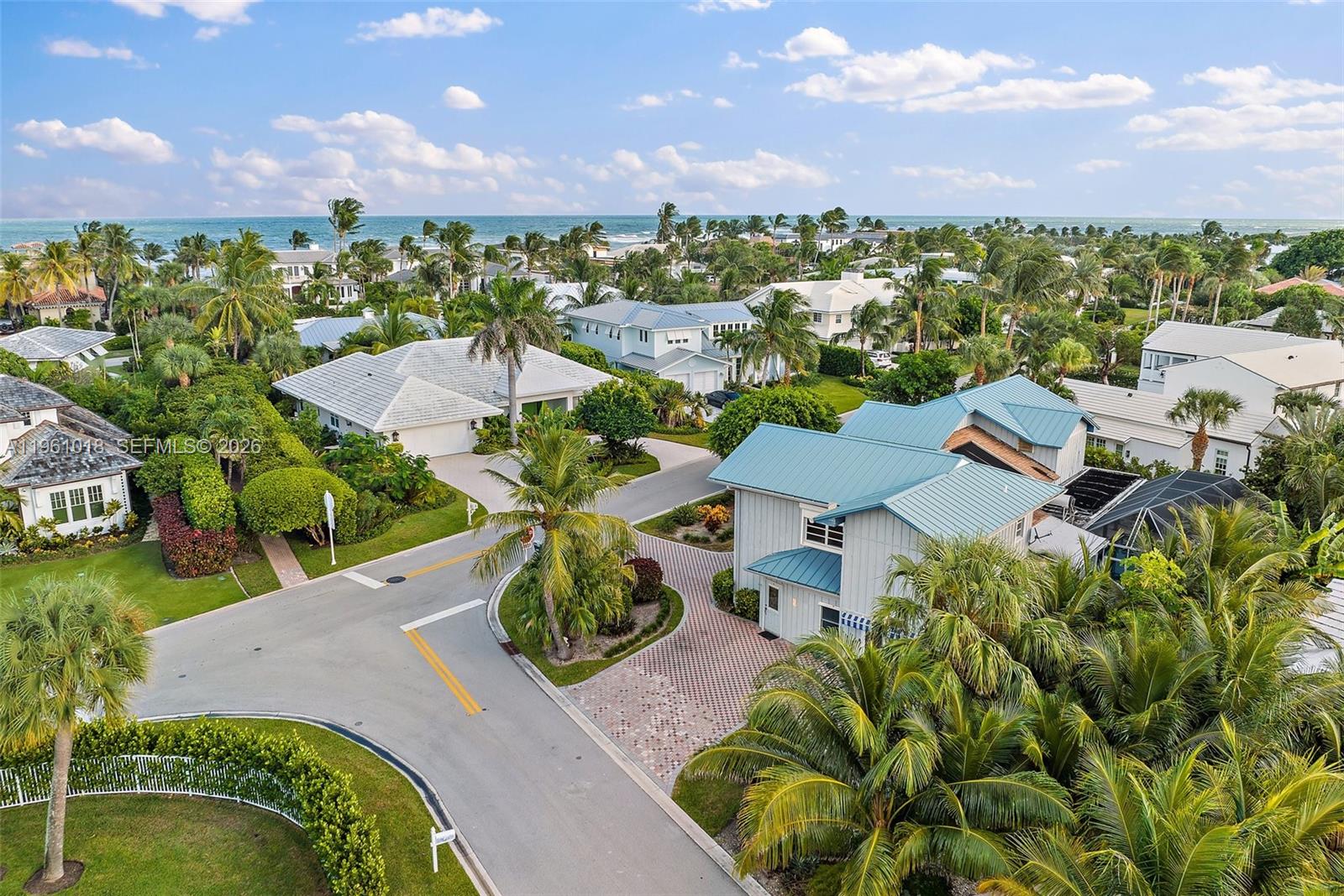 219 Colony Rd, Jupiter Inlet Colony FL 33469