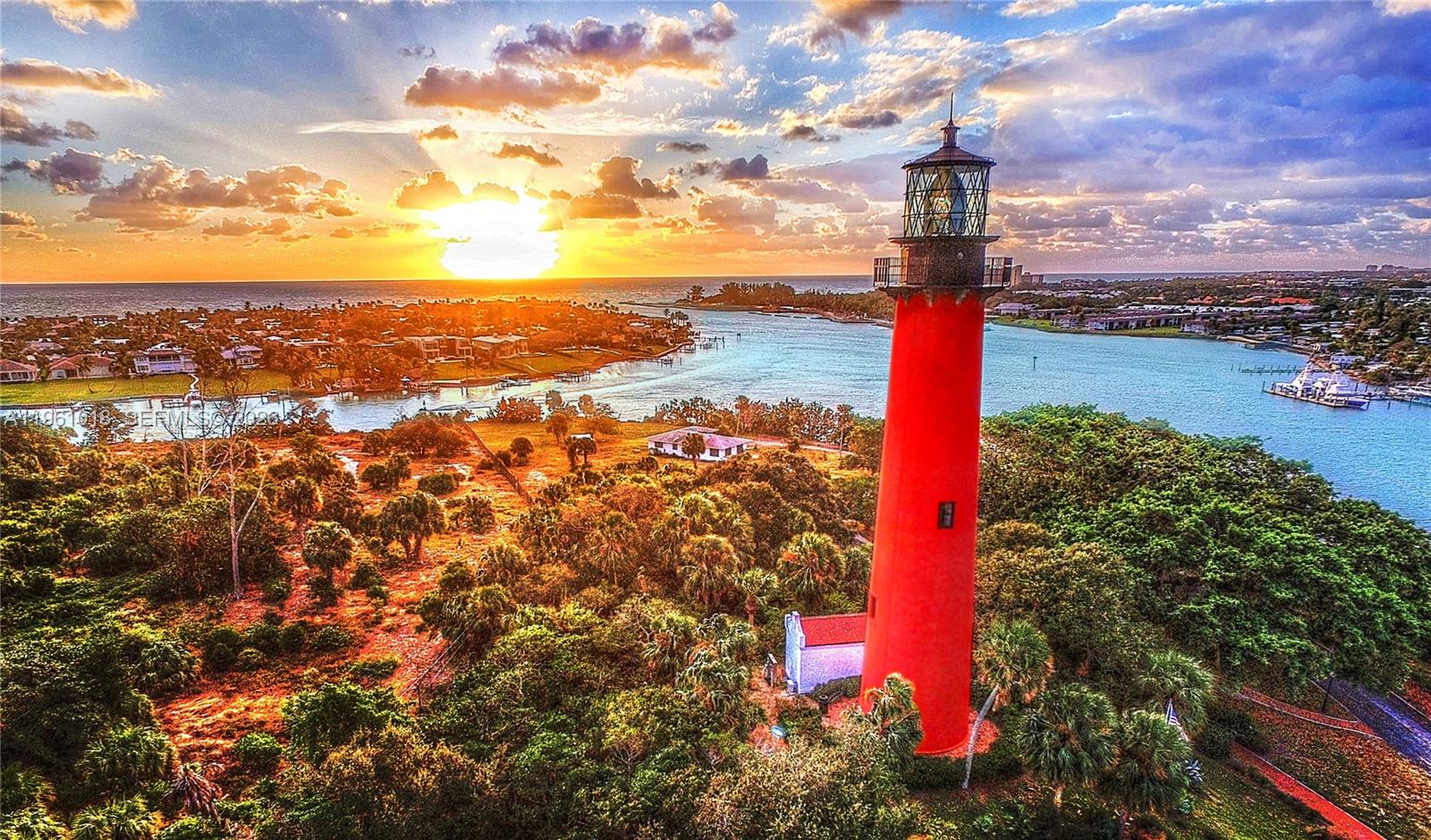 219 Colony Rd, Jupiter Inlet Colony FL 33469