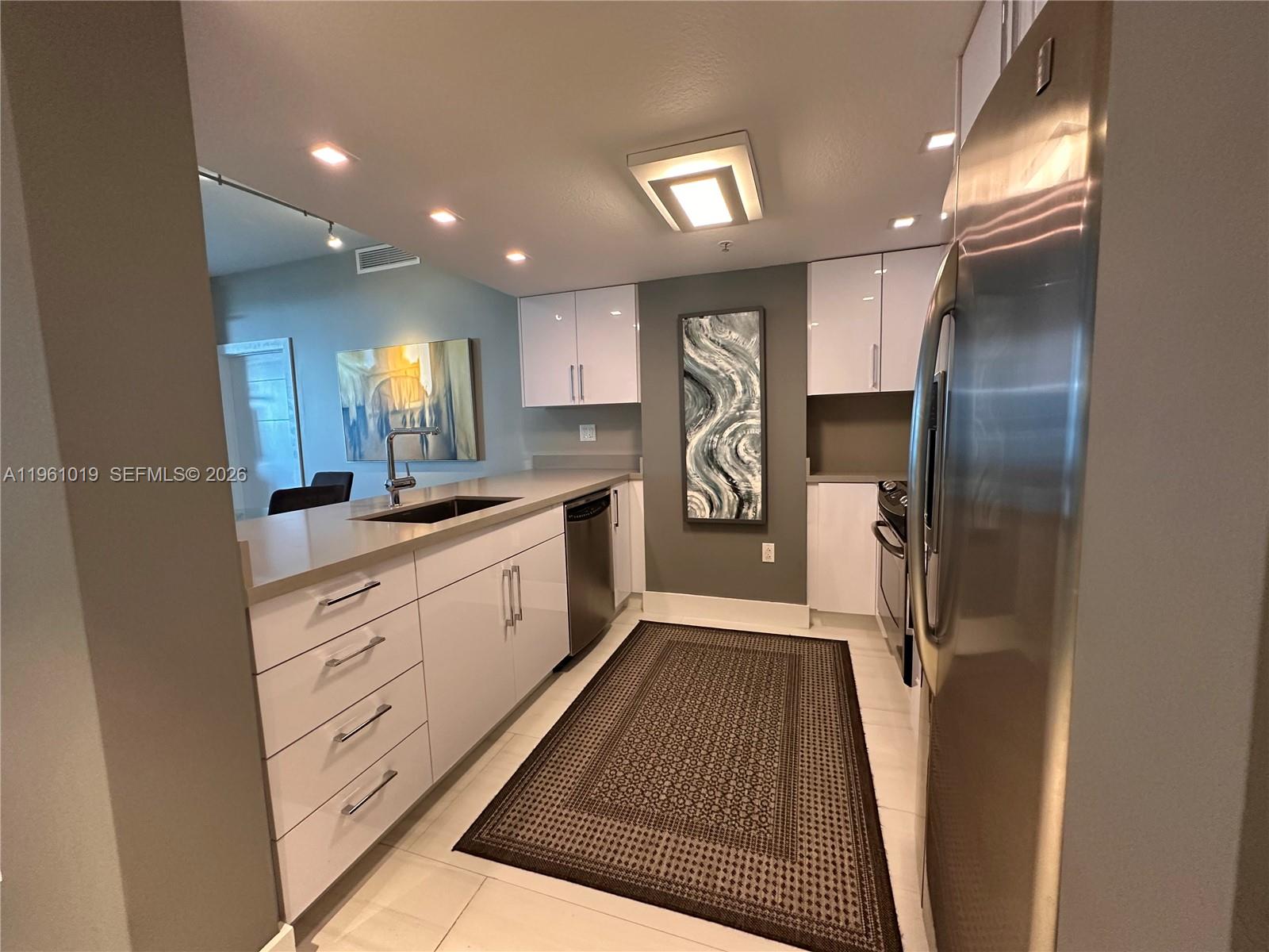 1800 N Bayshore Dr #812, Miami FL 33132