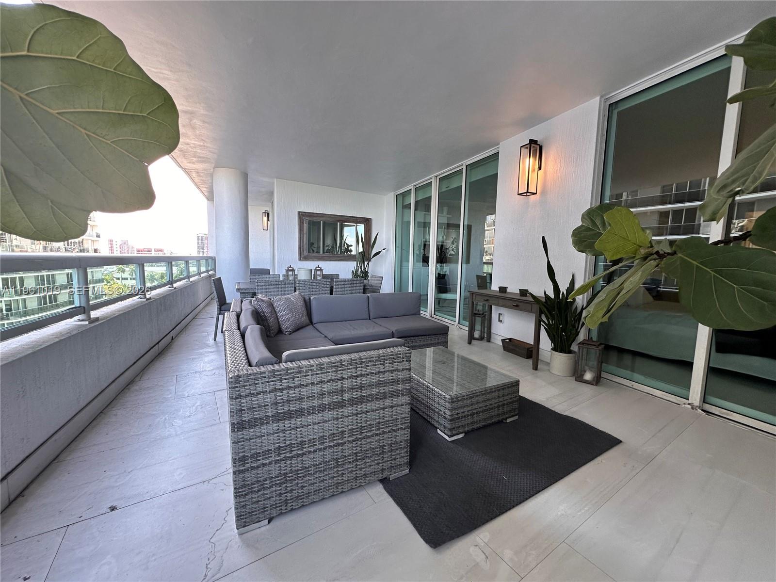 1800 N Bayshore Dr #812, Miami FL 33132